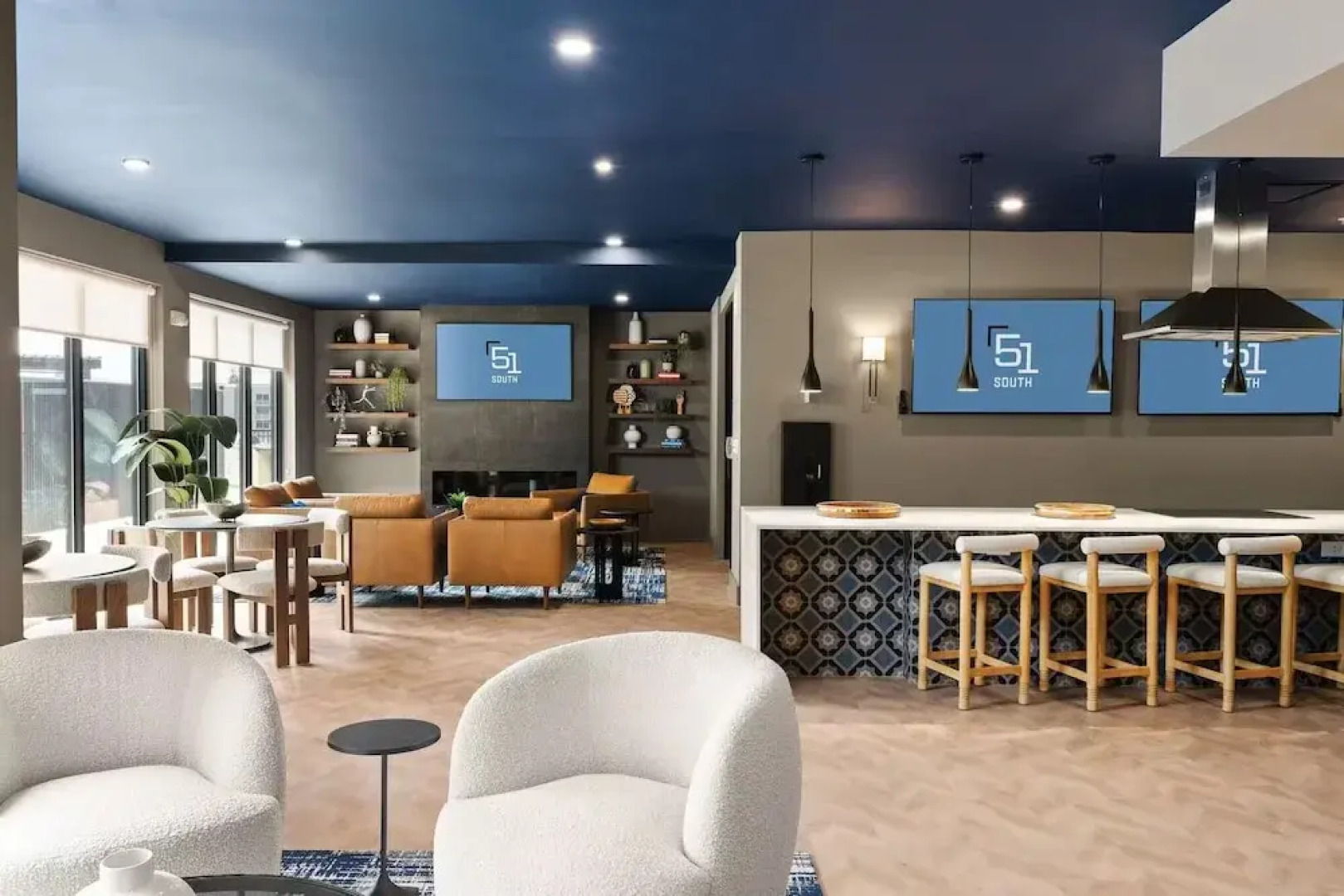 Luxury Apartments by Hyatus White Plains