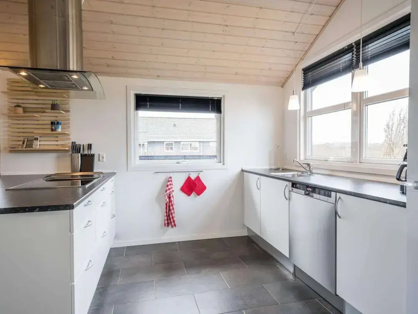 6 Person Holiday Home in Tarm