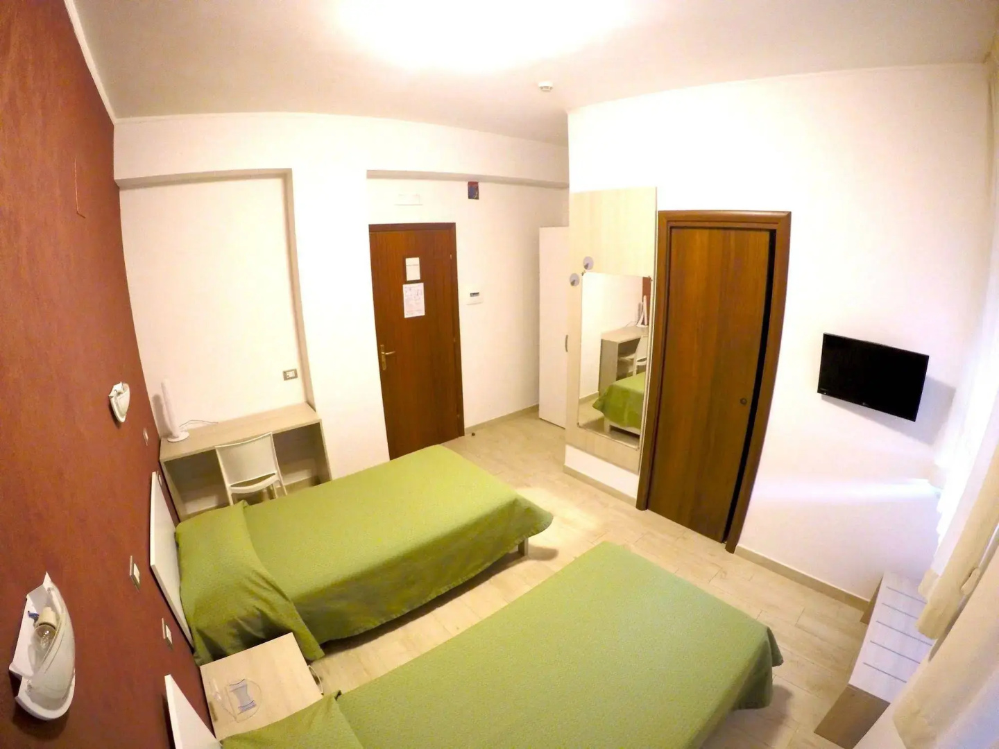 Tourist Hotel