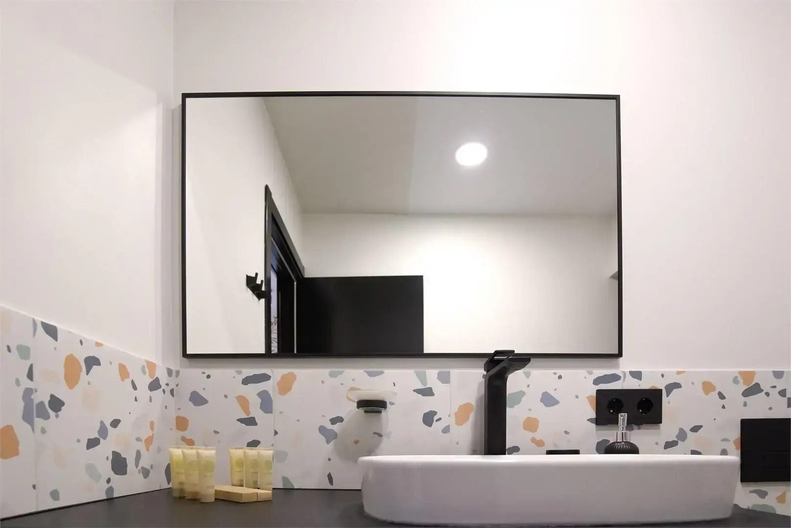 Hillside (Хиллсайд)