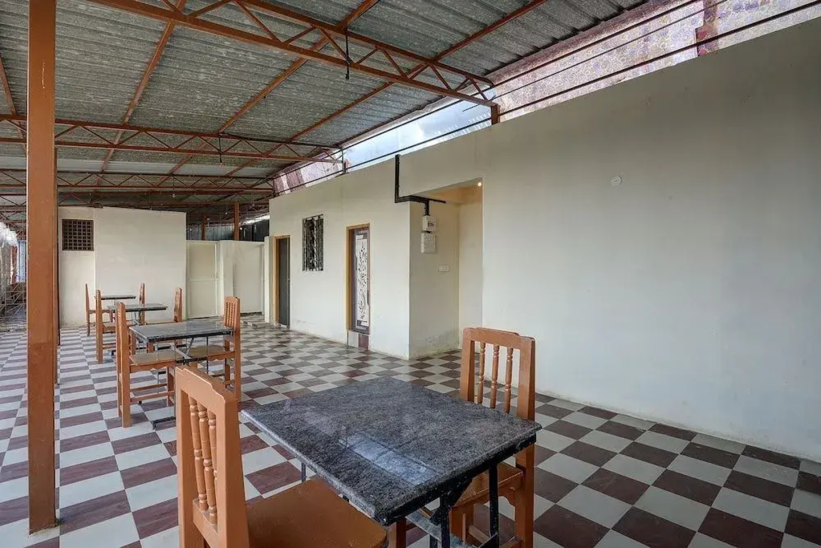 SPOT ON 37153 Karavali Paradise