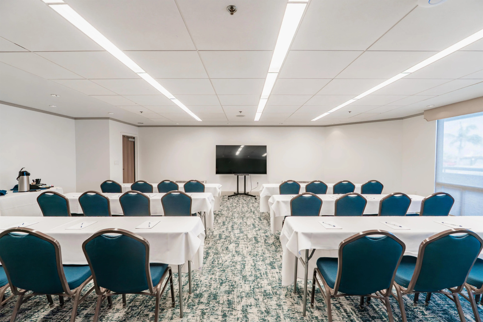 Bay Club Hotel & Marina