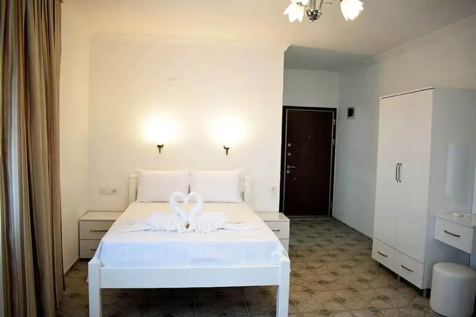 Saranda Teras Pansiyon