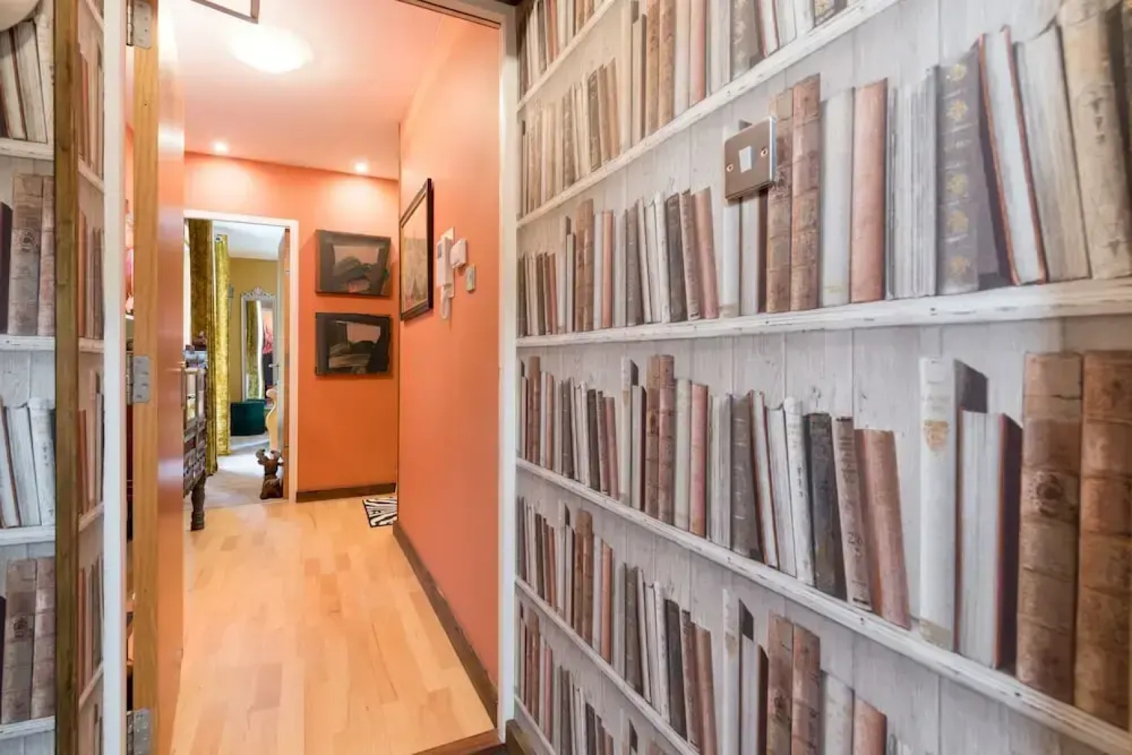 Quirky 1 Bedroom Apartment Next to Holyrood Palace