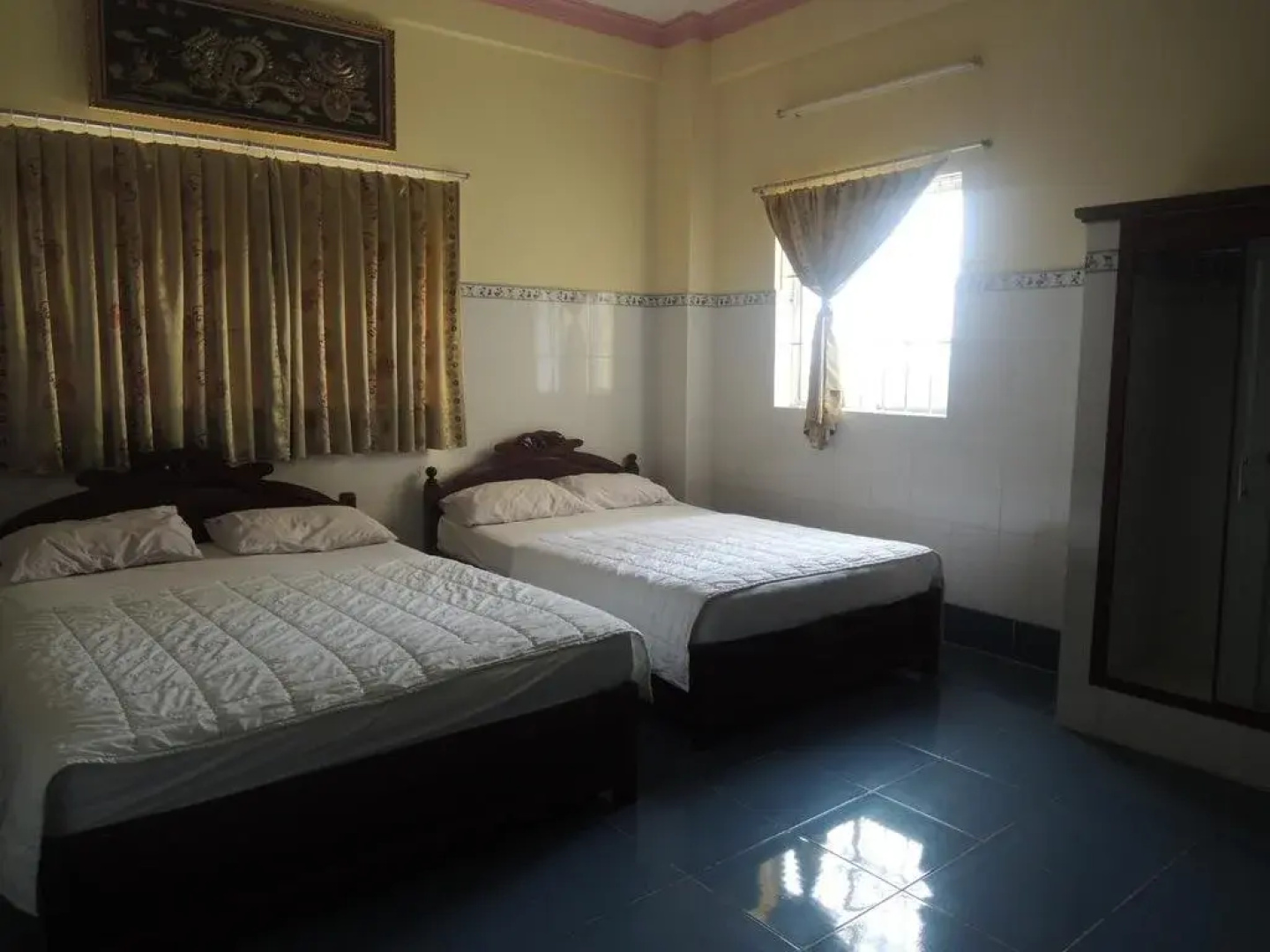 Ngu Long Hotel