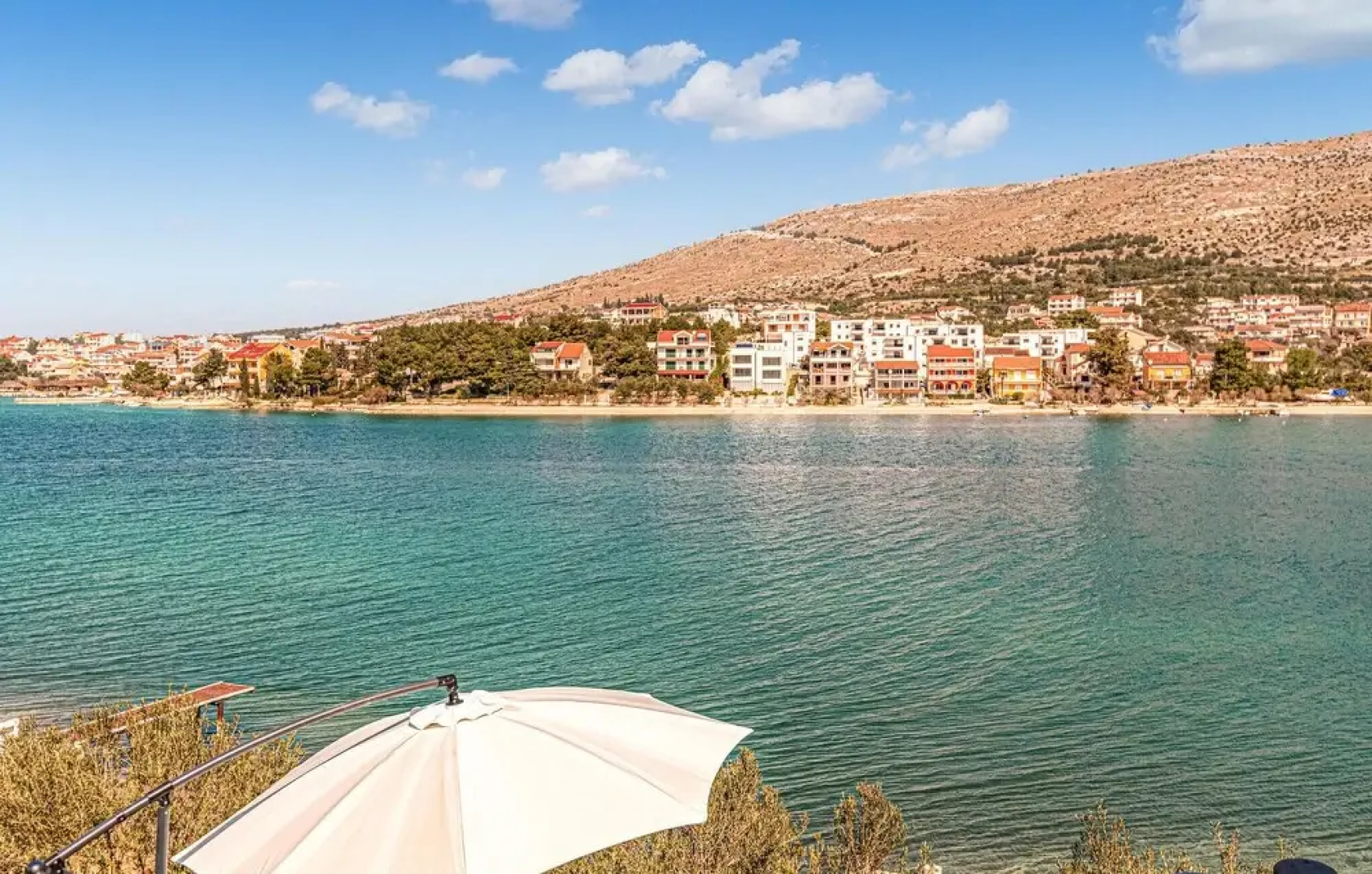 Amazing Home in Grebastica With Wifi and 4 Bedrooms