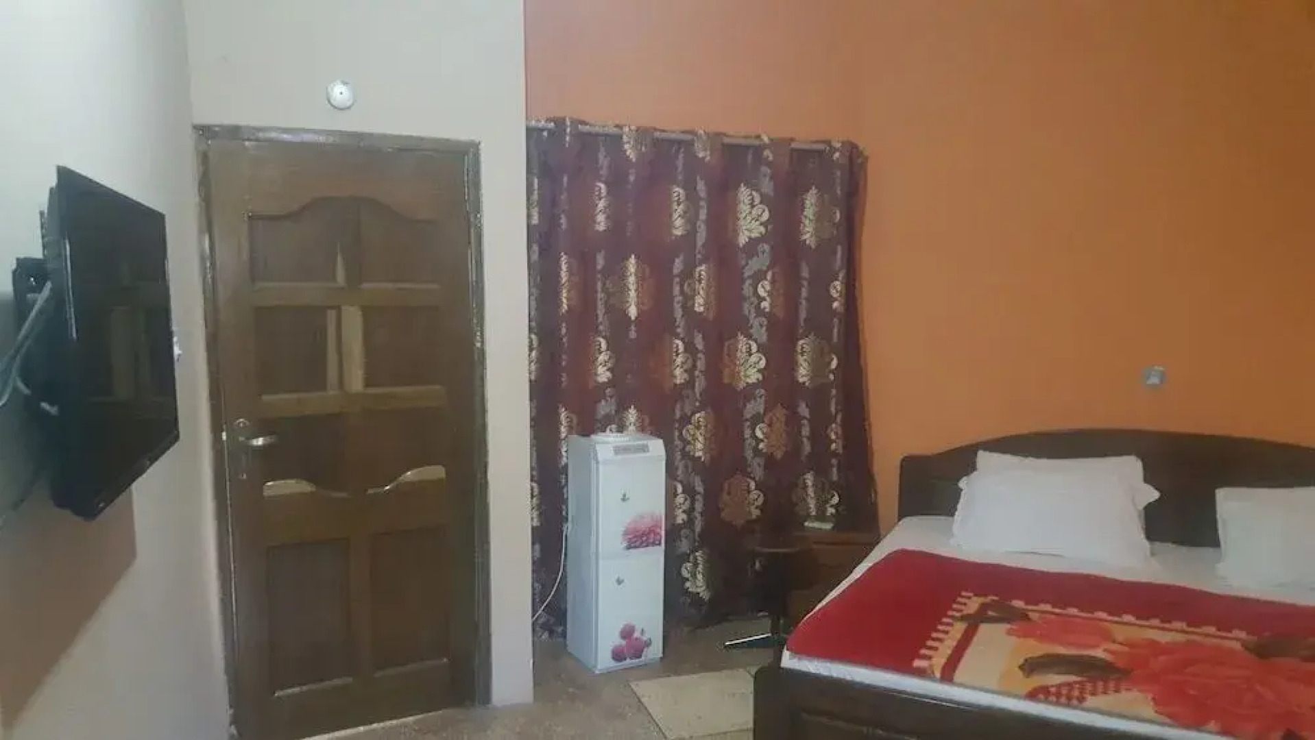 Yelsking Royal Lodge