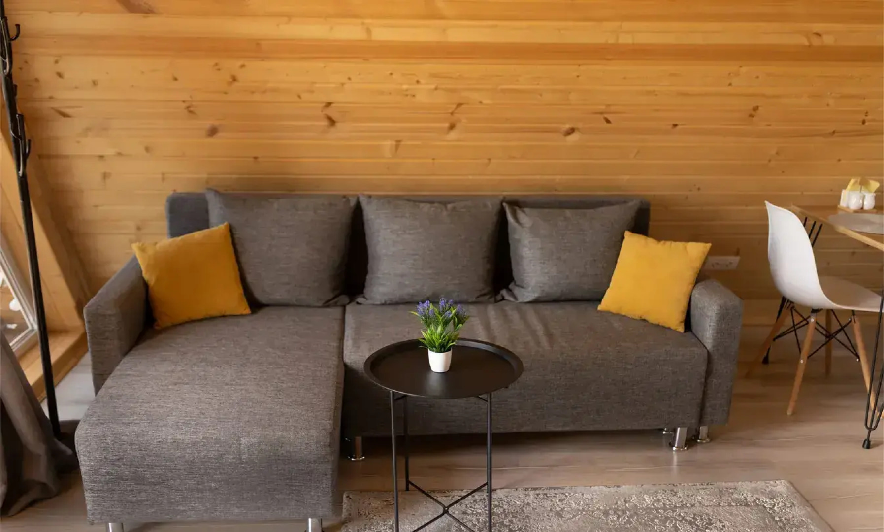 Дом у озера