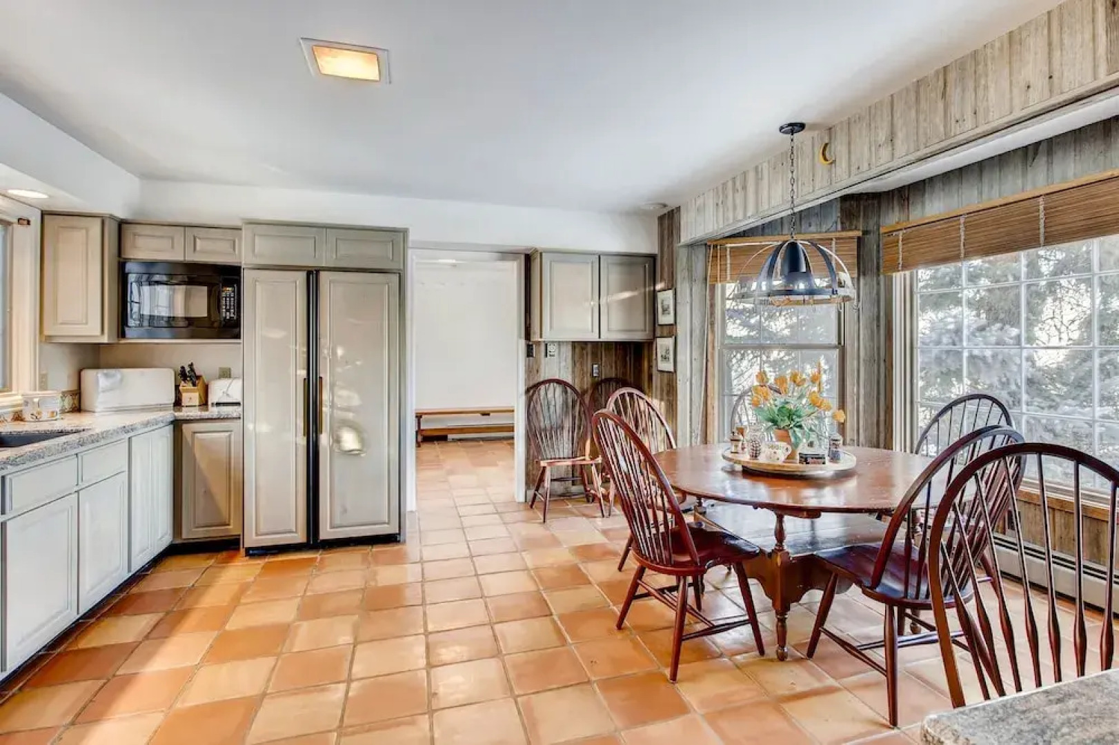 County Road Home 1761