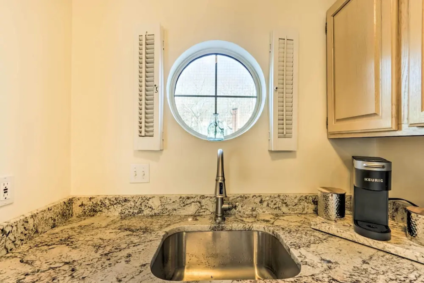 Lovely Norwich Villa, On Golf Course w/ Amenities!