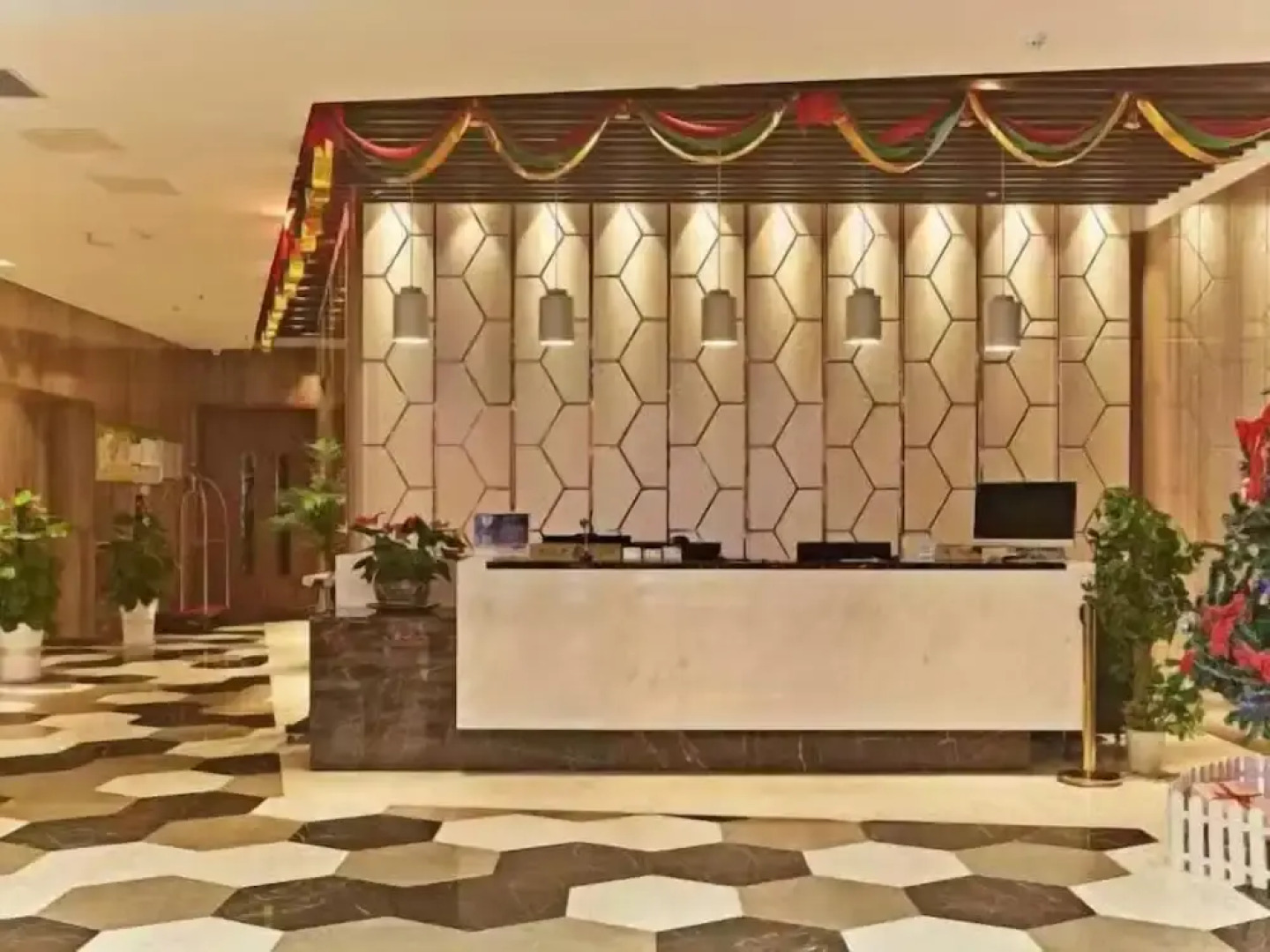 Howard Johnson Life Changrong