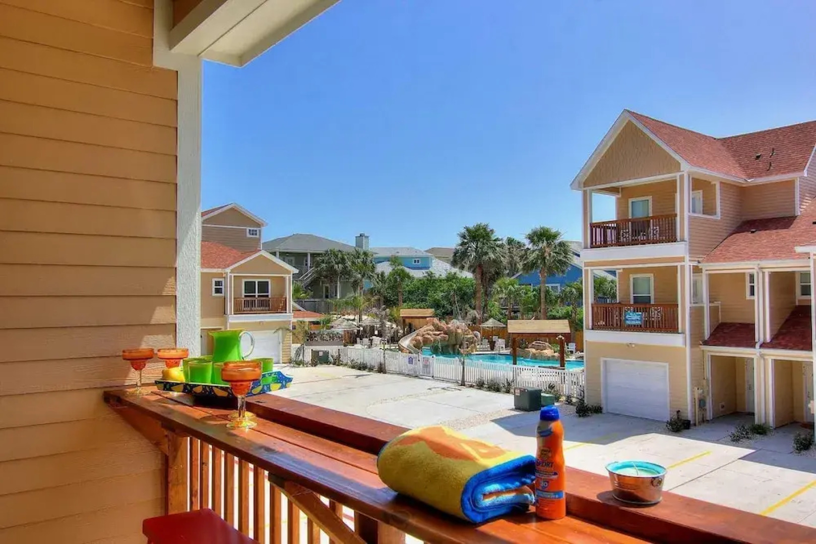 Borracho Beach - 3 Br Townhouse