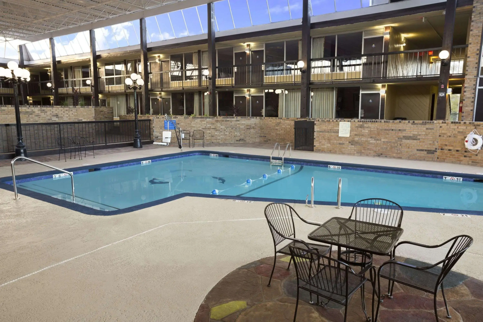 Days Inn by Wyndham Henryetta