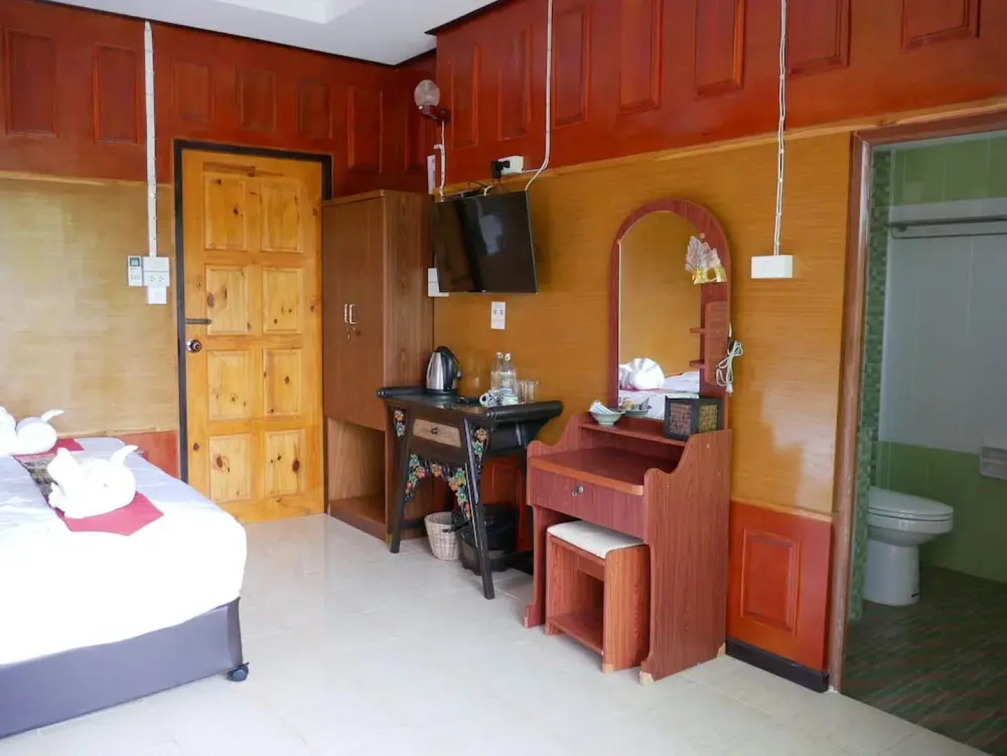 Sisatchanalai Heritage & Resort