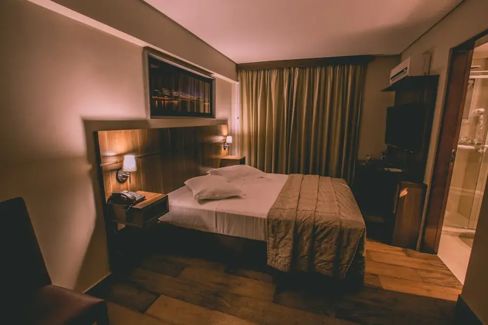 Prado Hotel Business