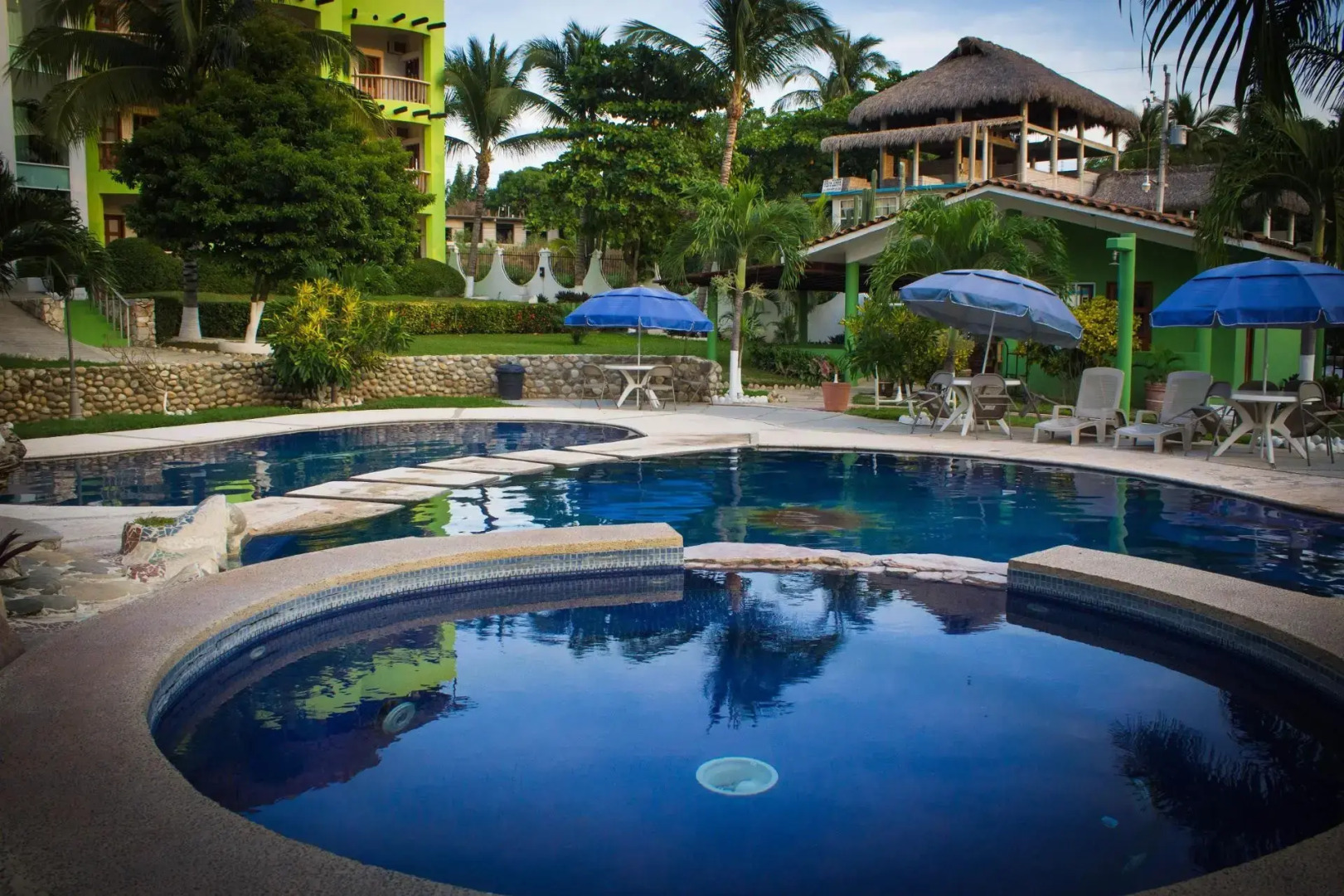 Suites & Hotel Punta Esmeralda