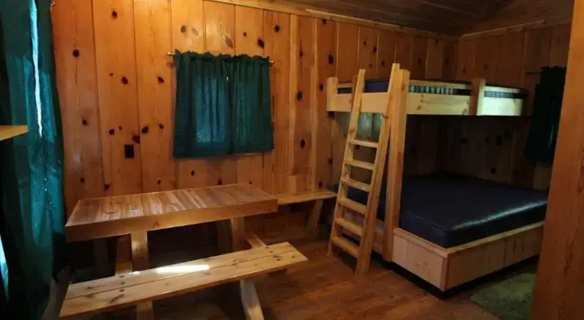 Mackinac Lakefront Cabin Rentals