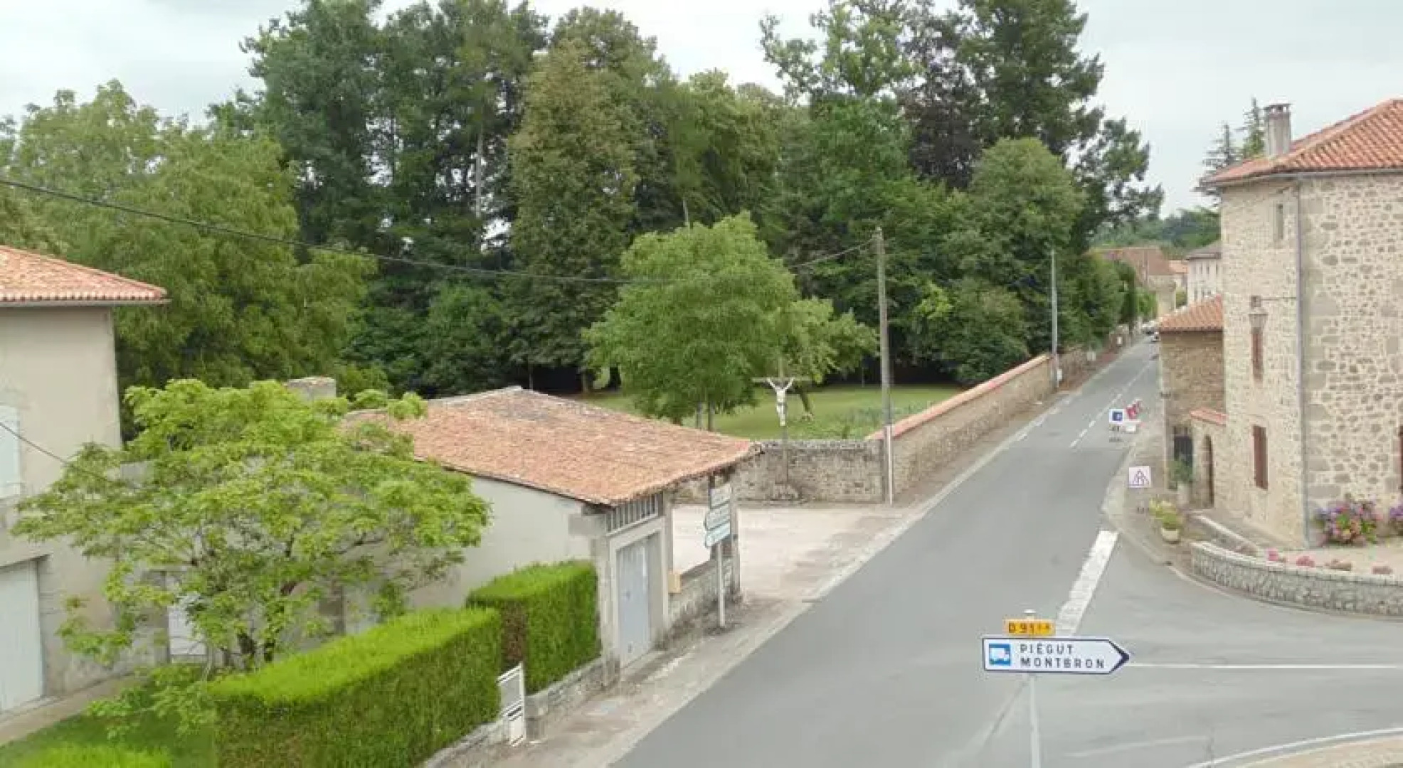 Chateau Tante Nellie