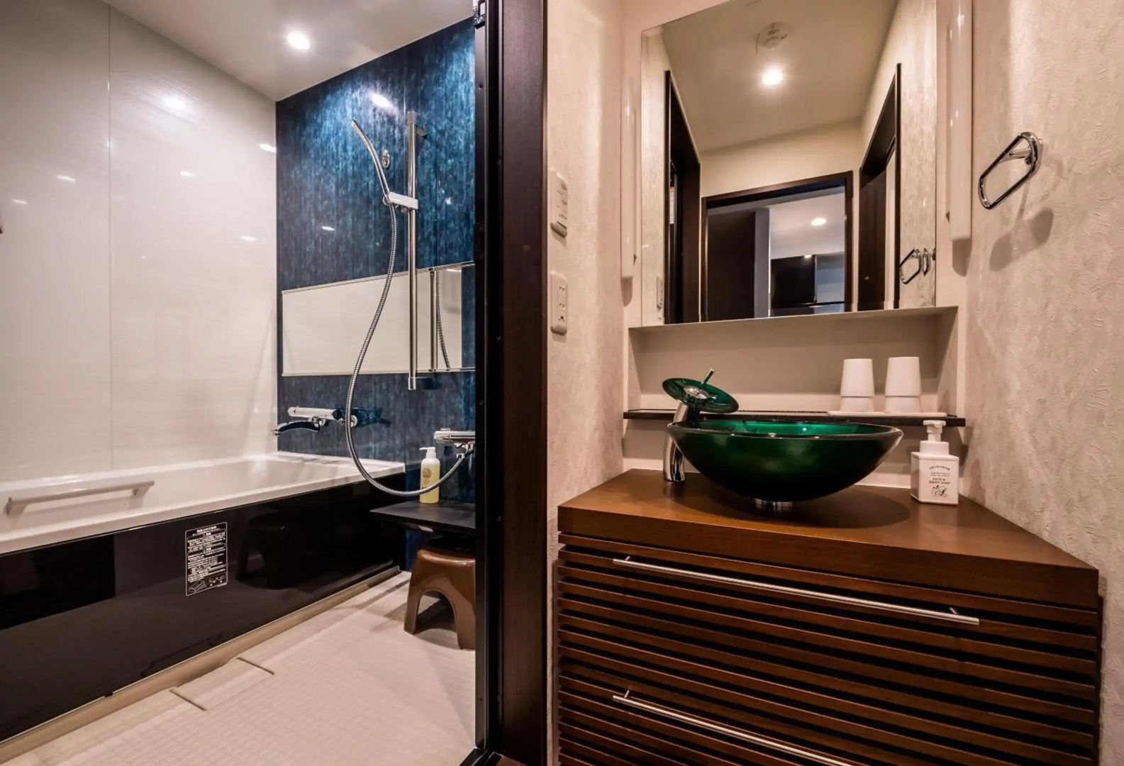 THE PERIDOT Smart Hotel Tancha Ward