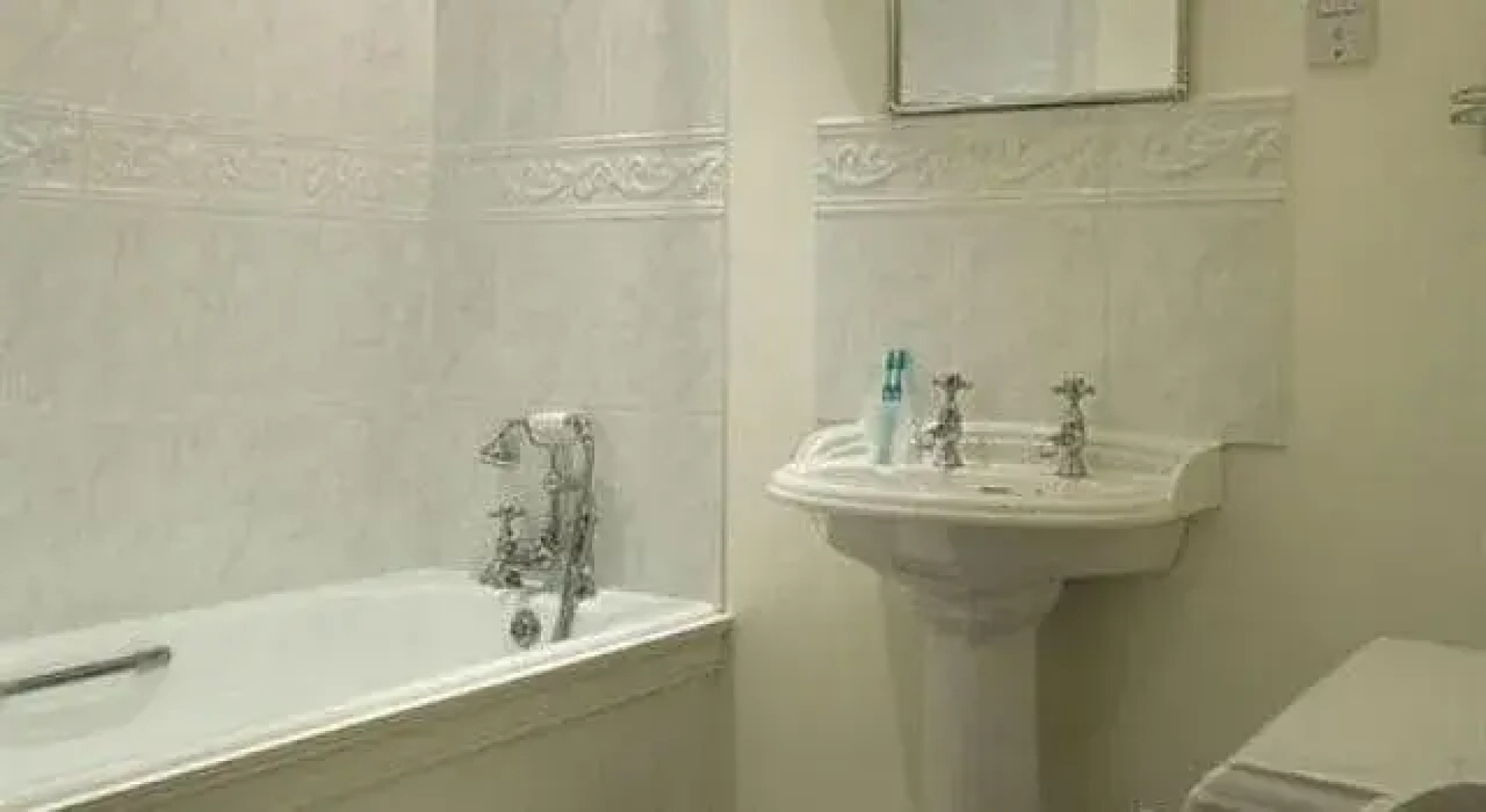 West Longridge Manor B&B