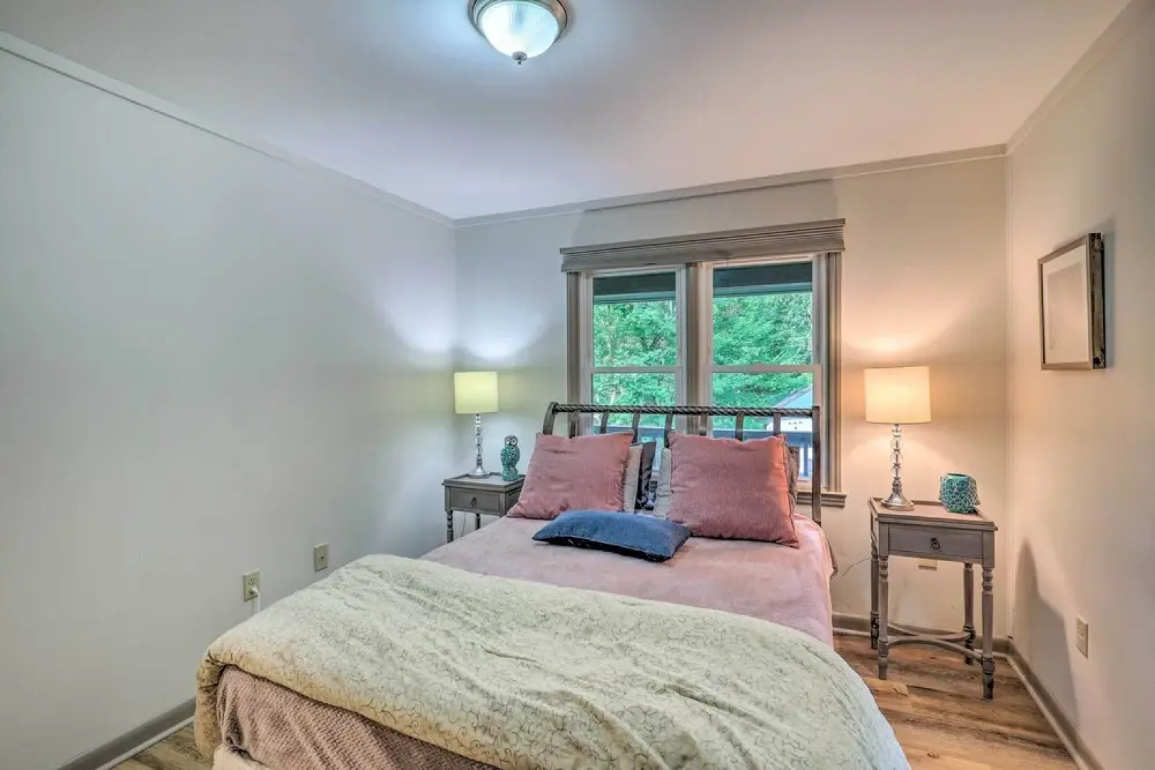 'serenity' Waynesville Home w/ Deck & Fire Pit!