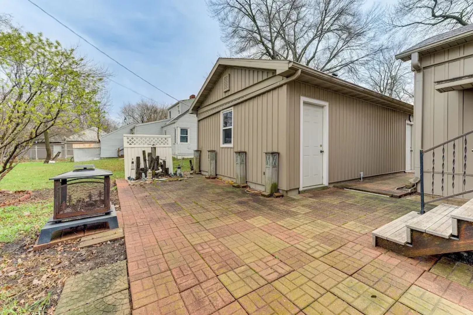 Charming Spirit Lake Home - 6 Mi to Arnolds Park!