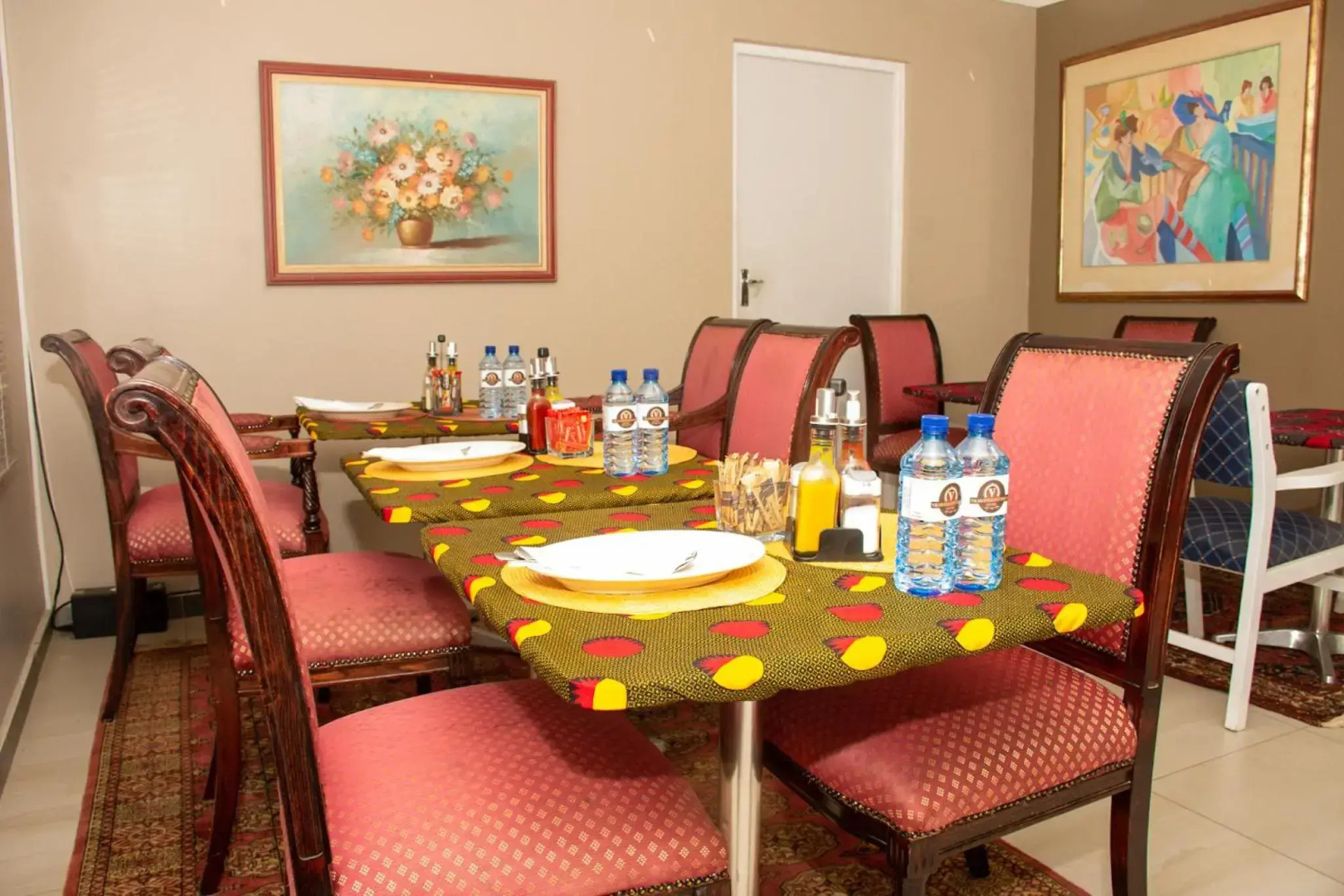 Vikamana Guest House