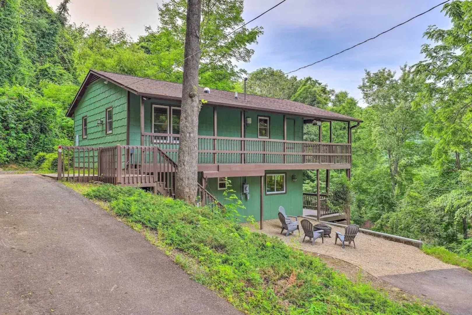 'serenity' Waynesville Home w/ Deck & Fire Pit!