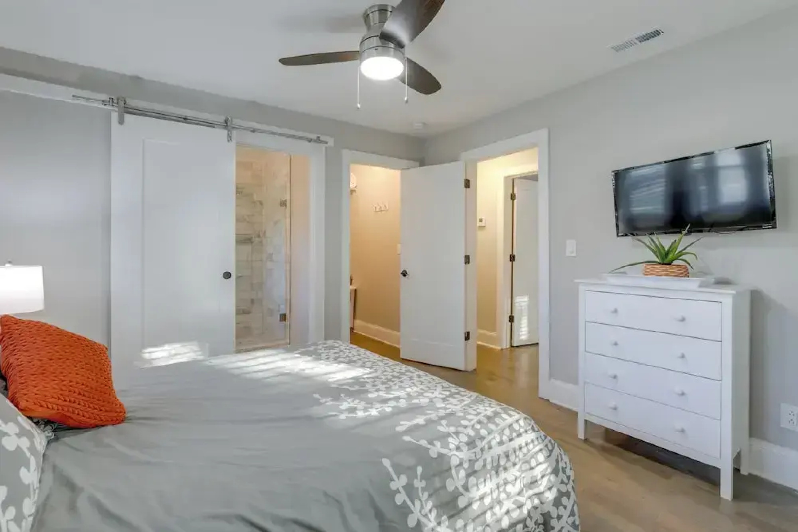 Pet-friendly Decatur Home ~ 8 Mi to Downtown Atl!