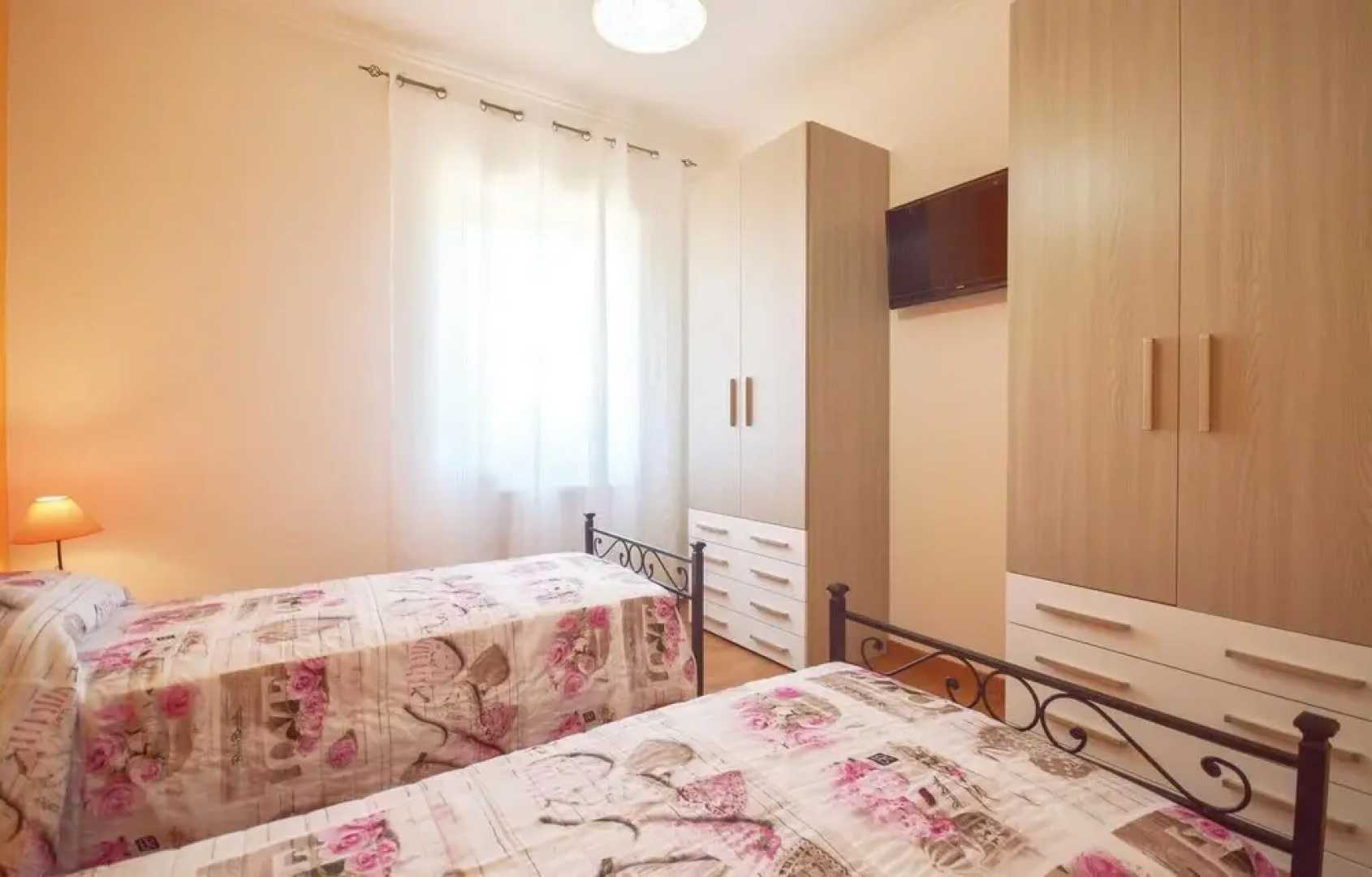 Stunning Home in Canale Monterano -rm- With 4 Bedrooms and Wifi
