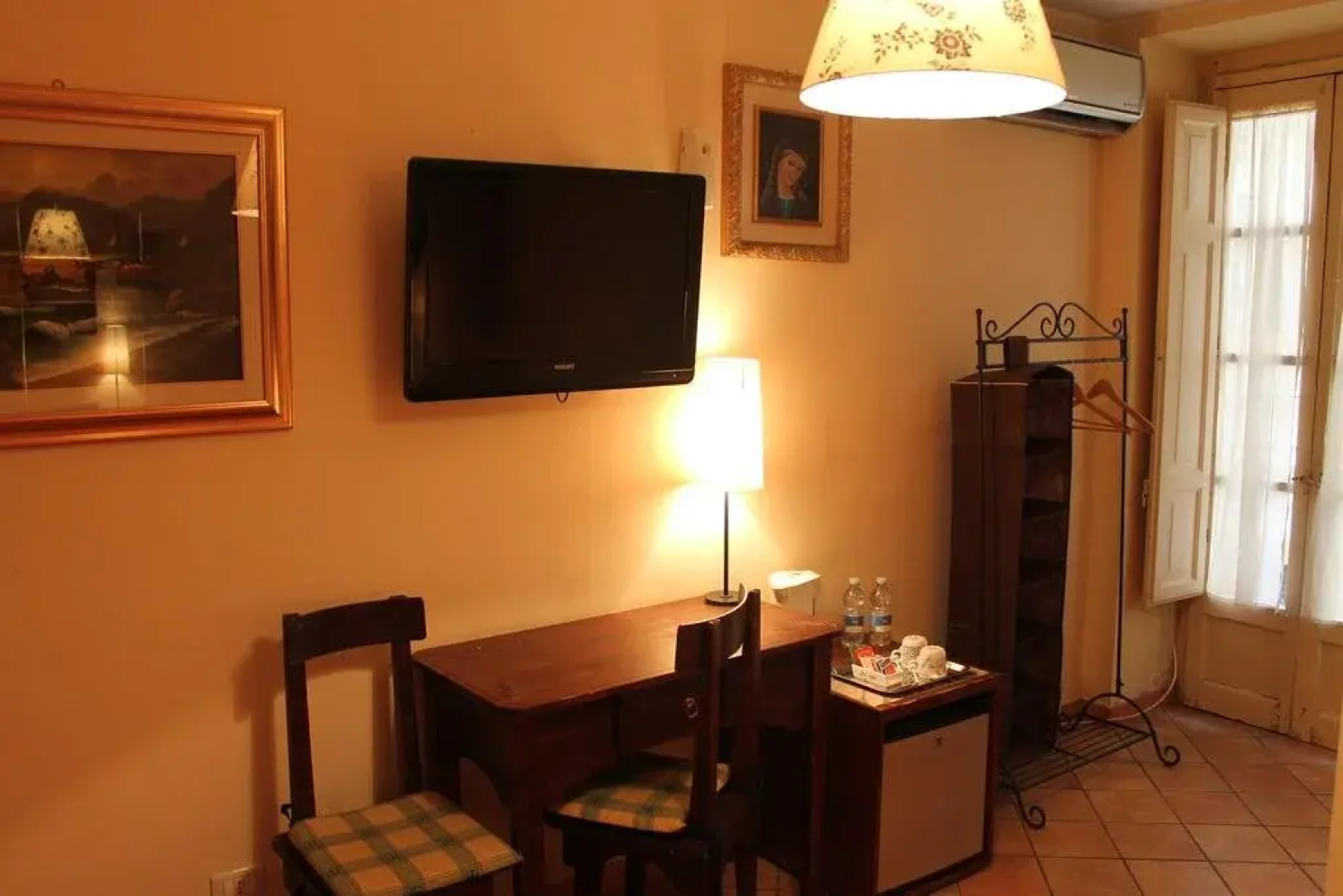 Bed  Breakfast Smile