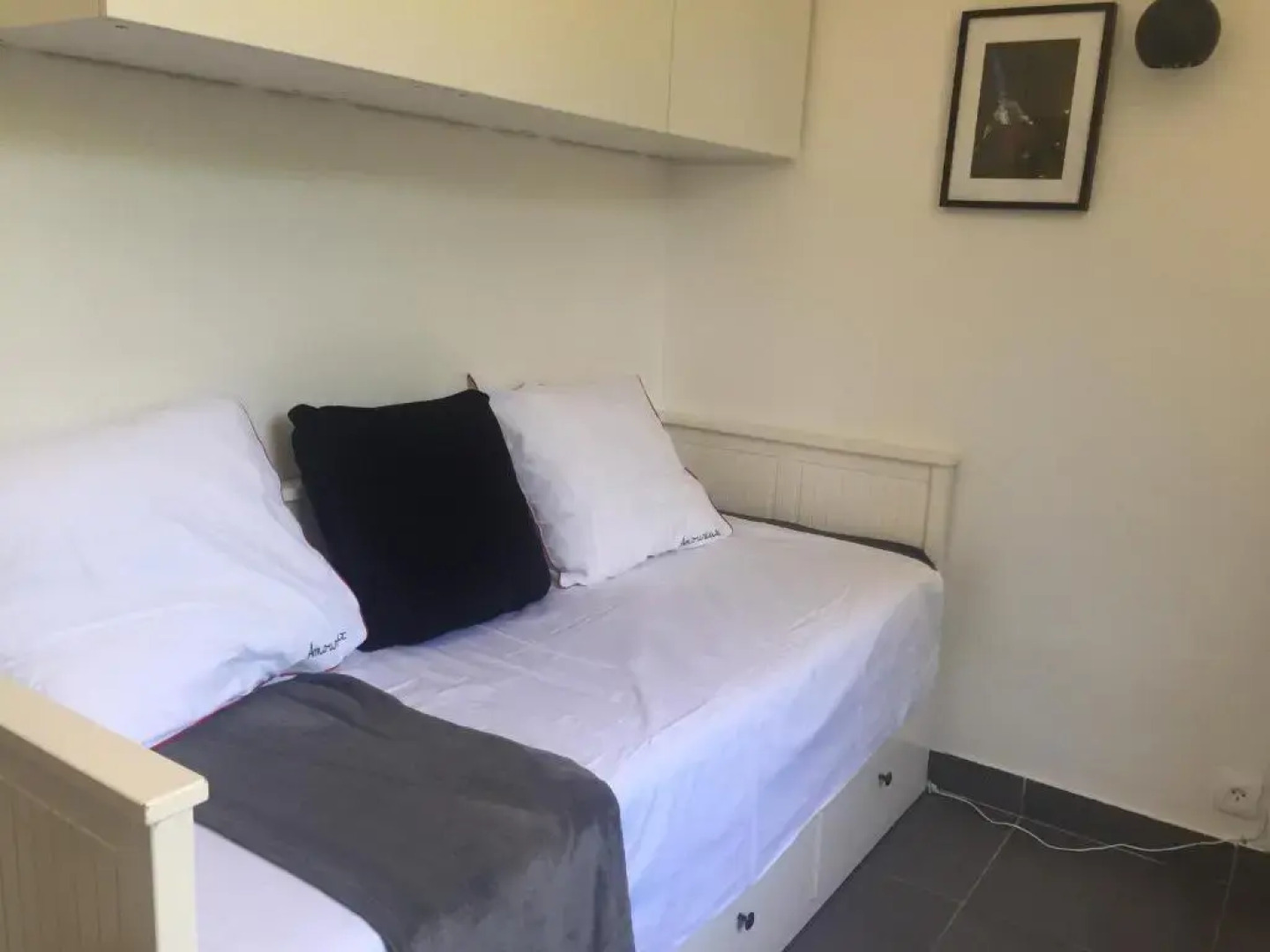 Studio Proche de Paris (Adults Only)