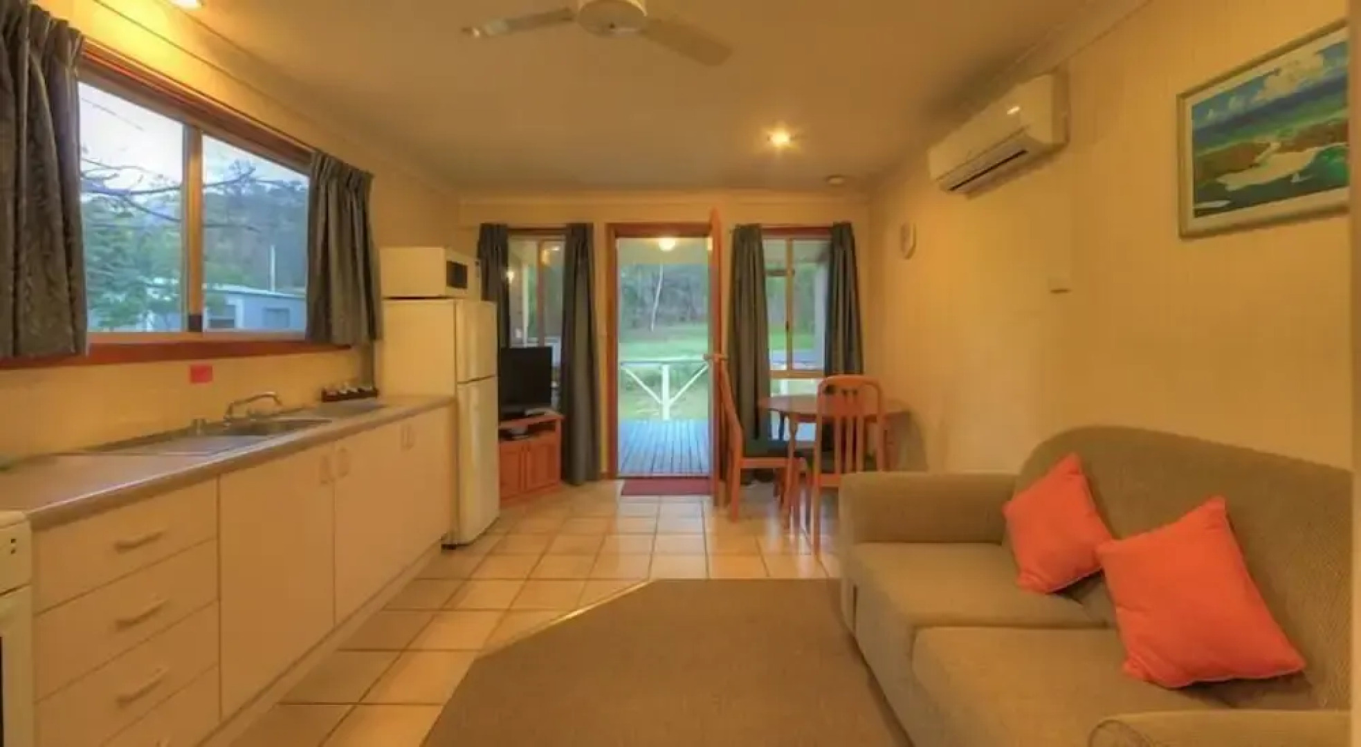 Sandy Hollow Tourist Park