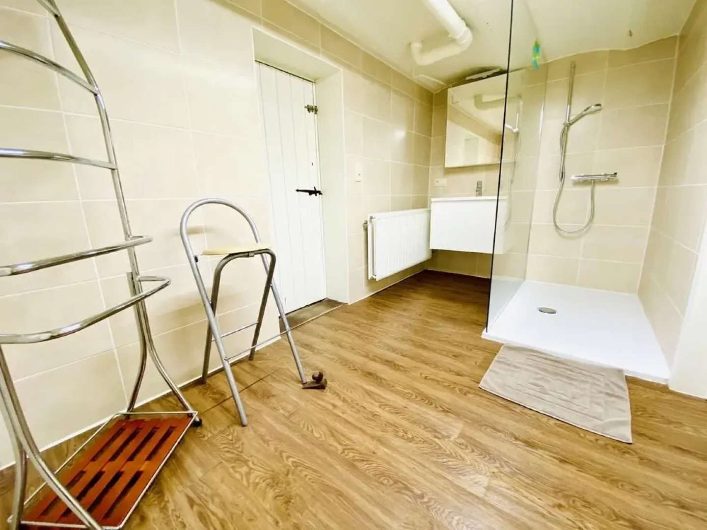 Spacious Holiday Home in Middelkerke near Belgian Coast