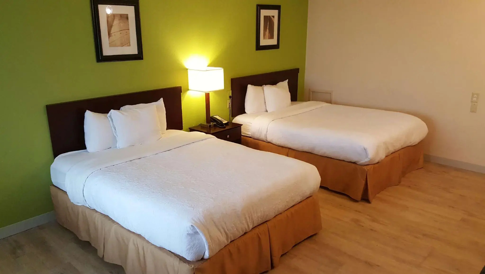 Waterfront Inn PHL Airport