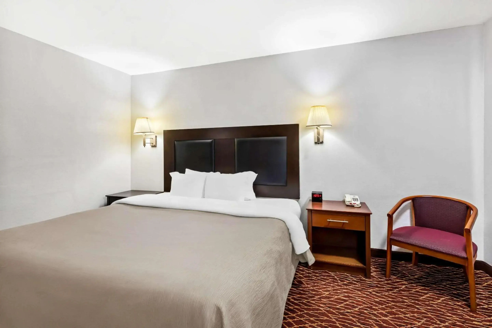 Quality Inn Marietta near Dobbins ARB