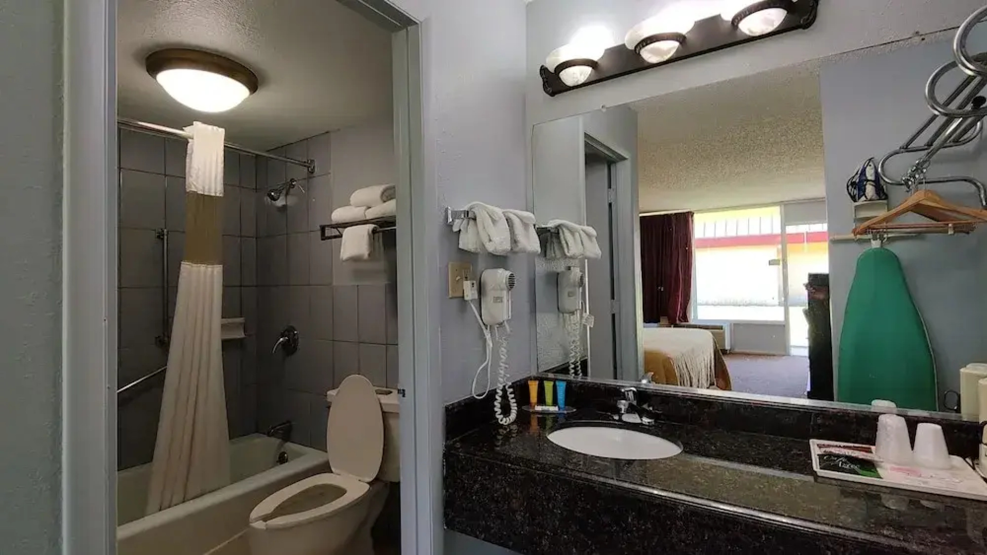 Countryside Inn & Suites