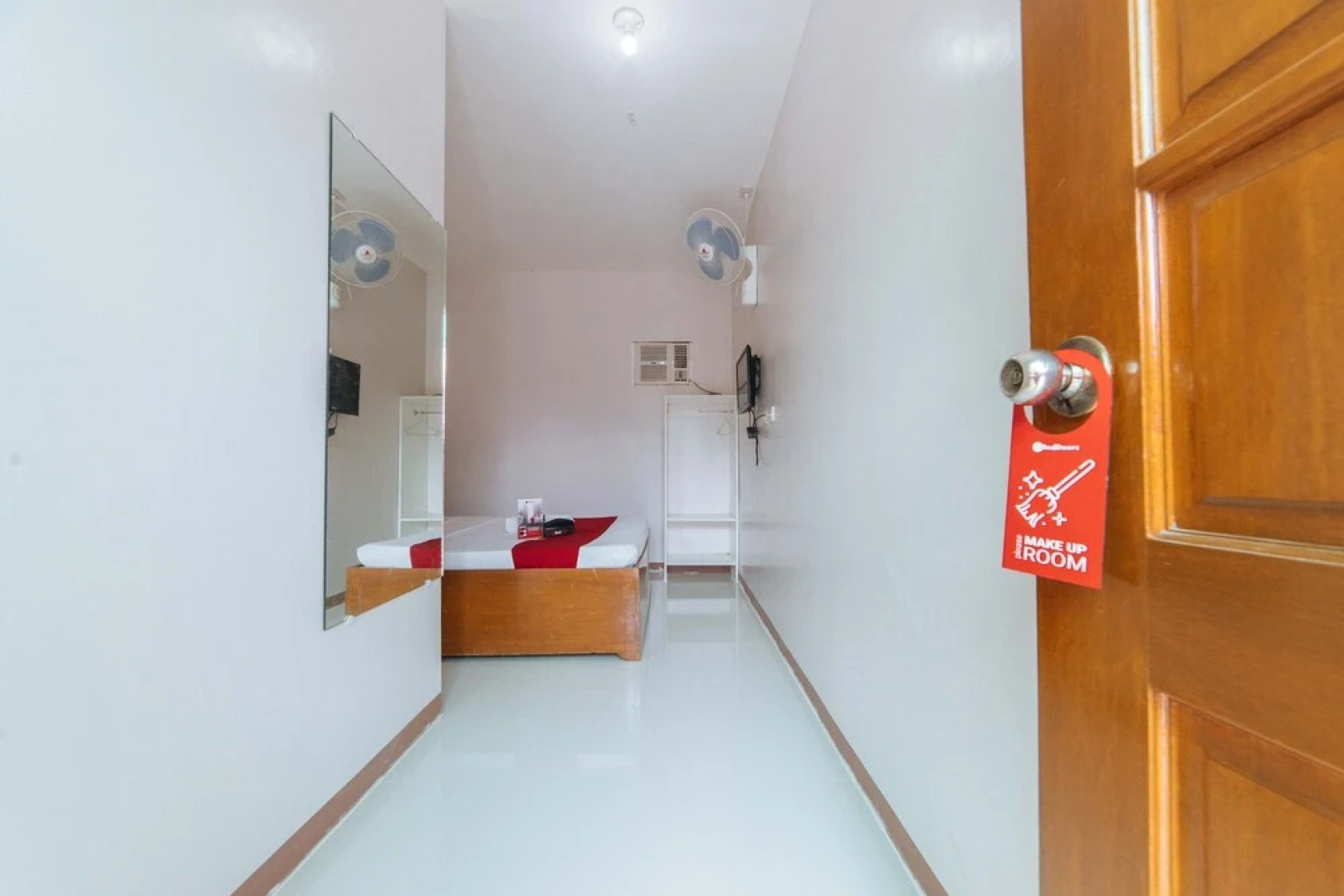 Jeonvill Travellers Inn by RedDoorz