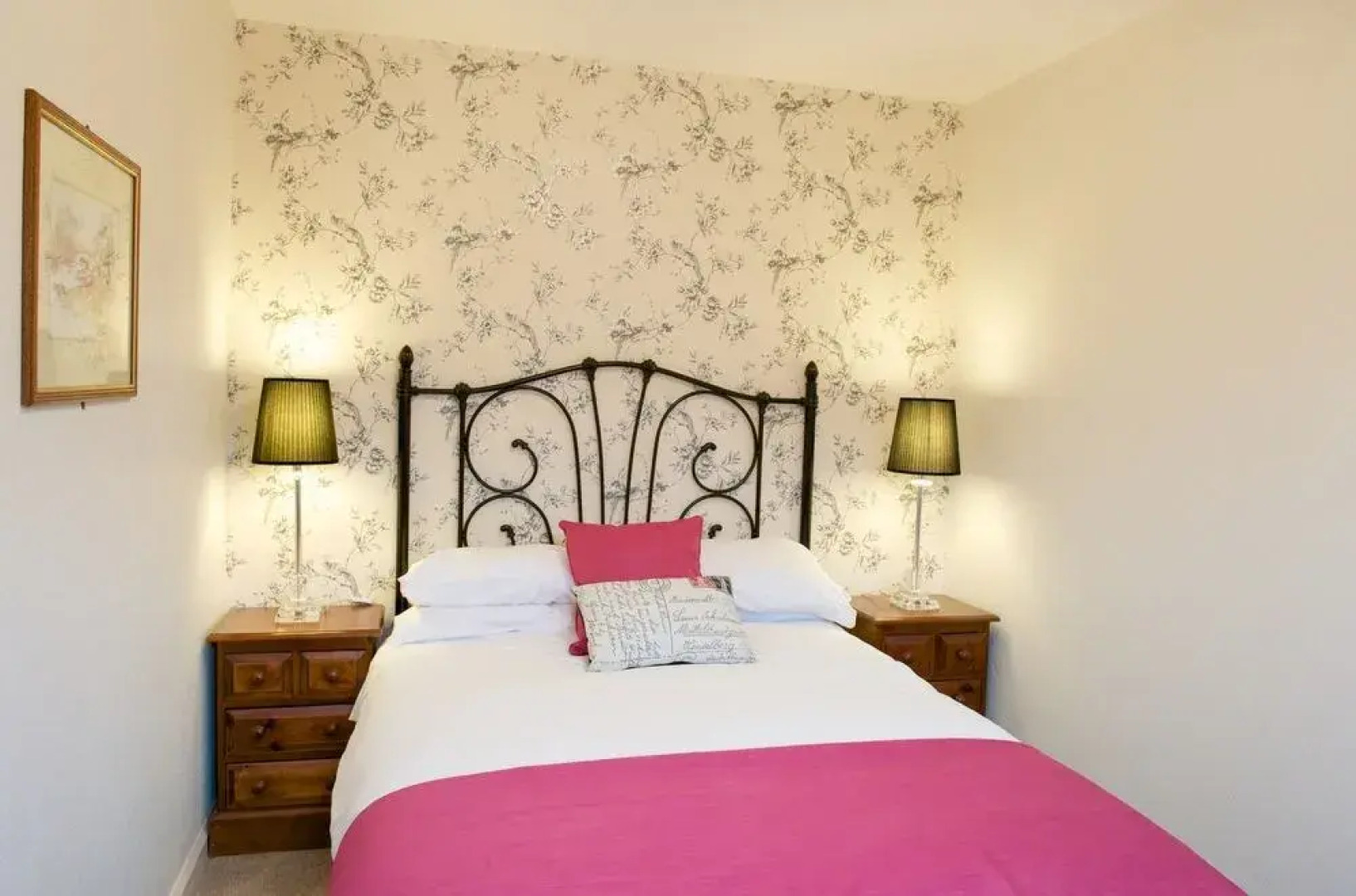 The Rose and Crown Hotel