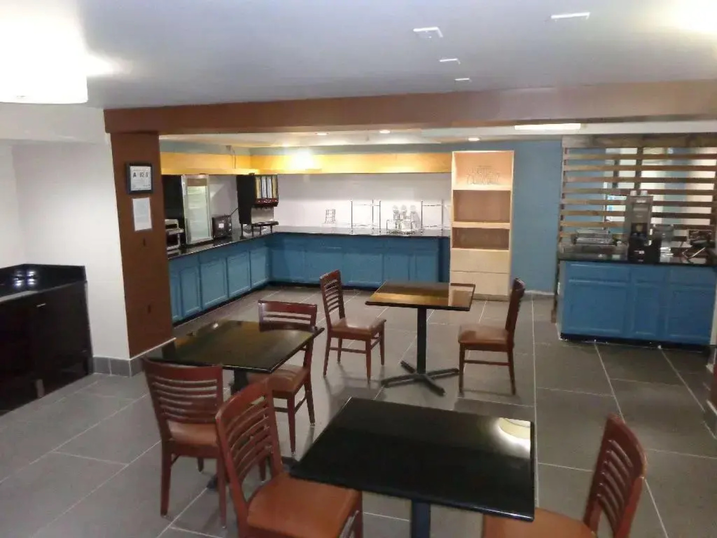 Country Inn & Suites by Radisson, Roanoke Rapids, NC