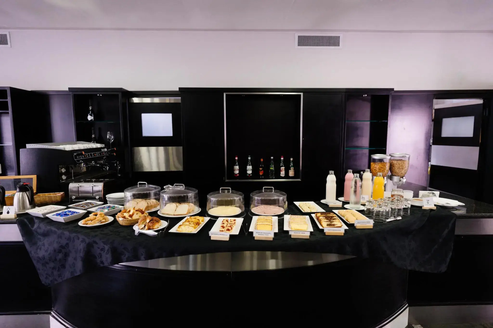 San Nicolas Plaza Hotel
