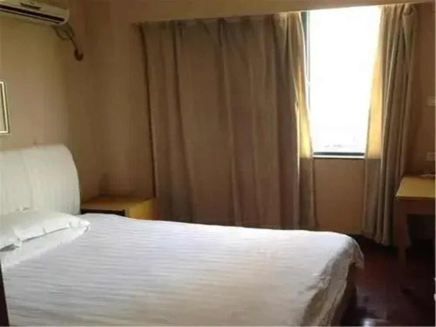 Modern Shijia Chain Hotel Baolong