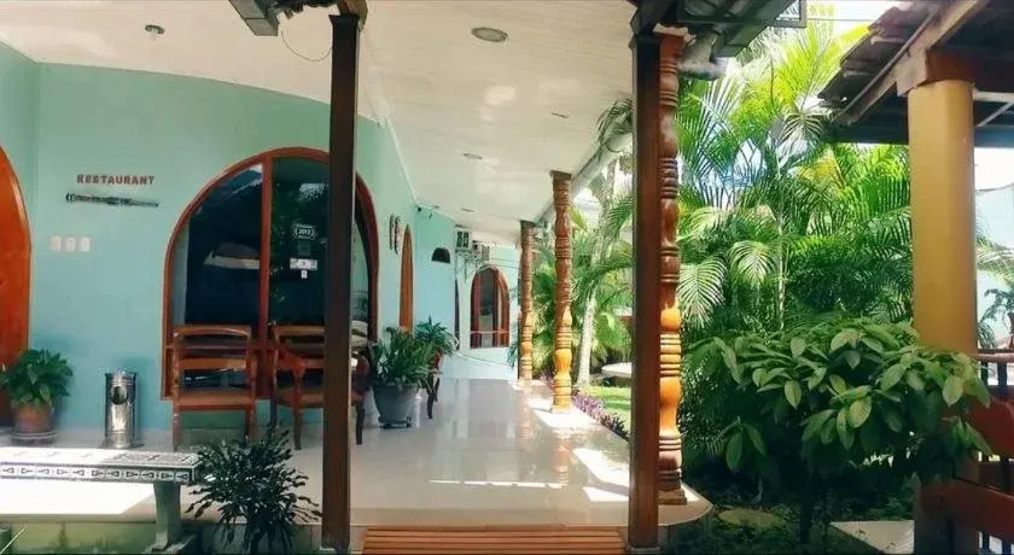 La Posada de Lobo Hotel & Suites