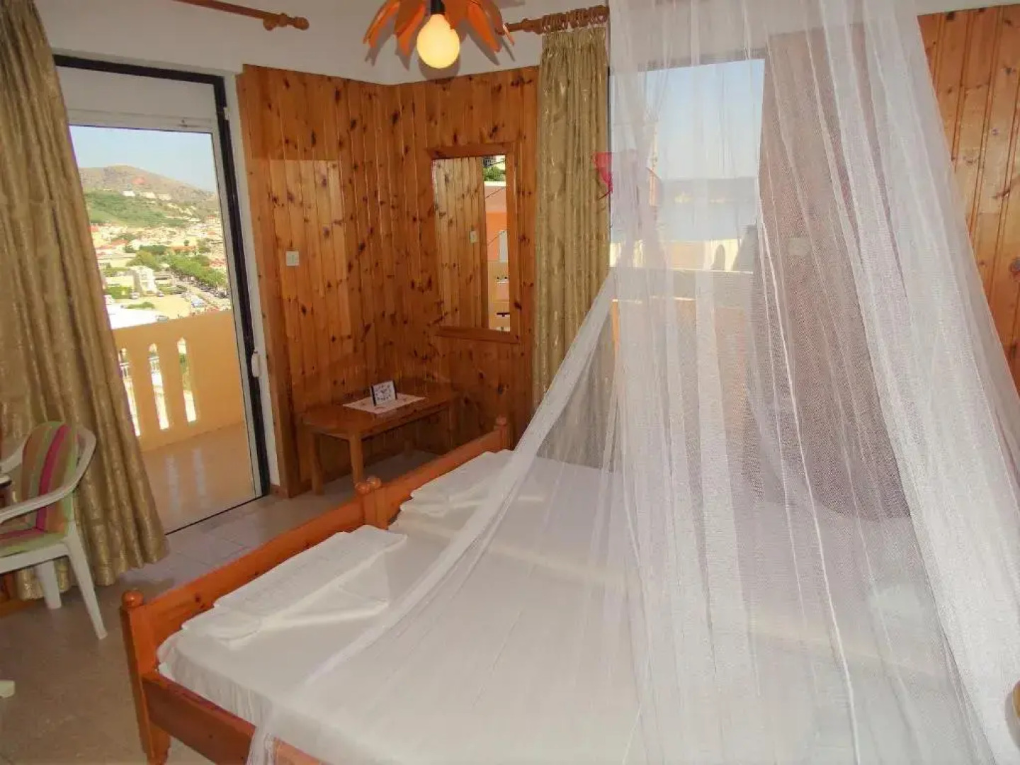 Emilia Studios And Apartments