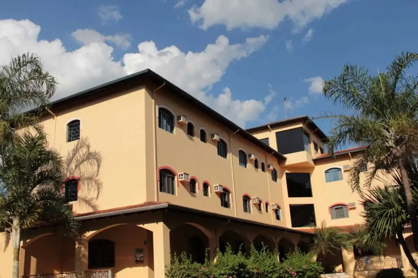 Jardin Park Hotel