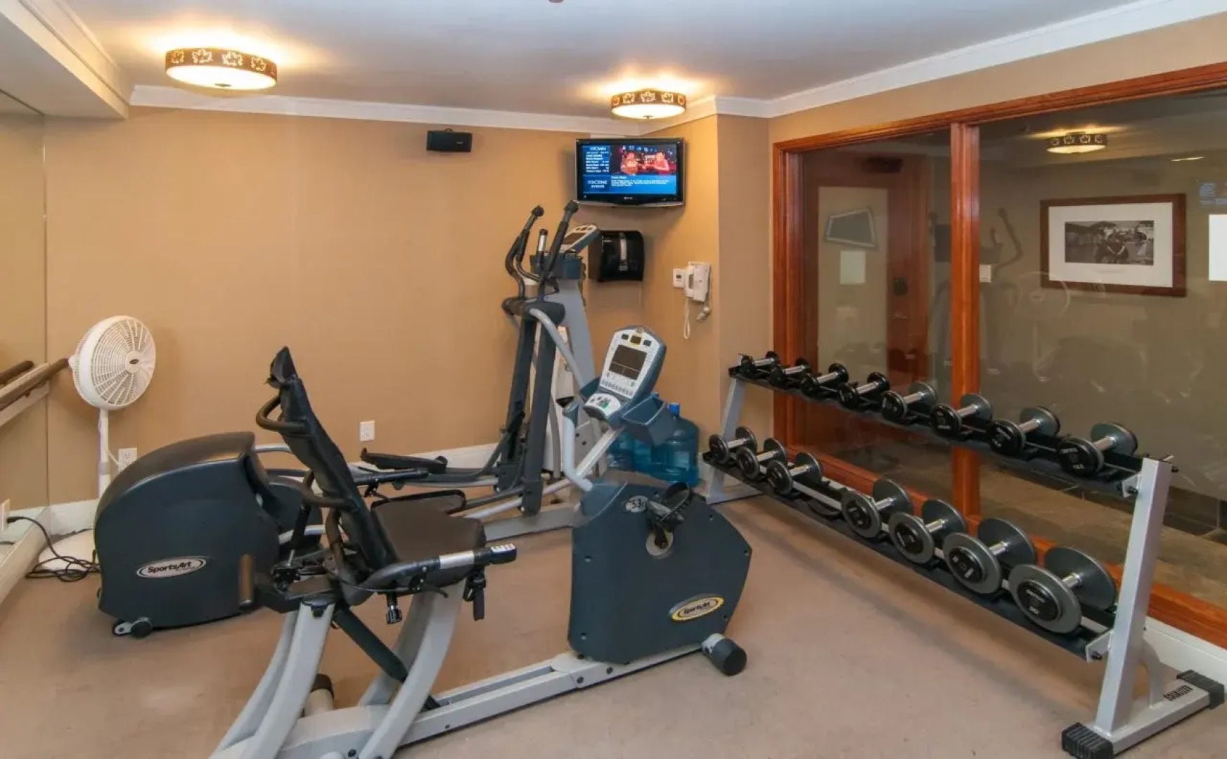 The Fox Hotel and Suites