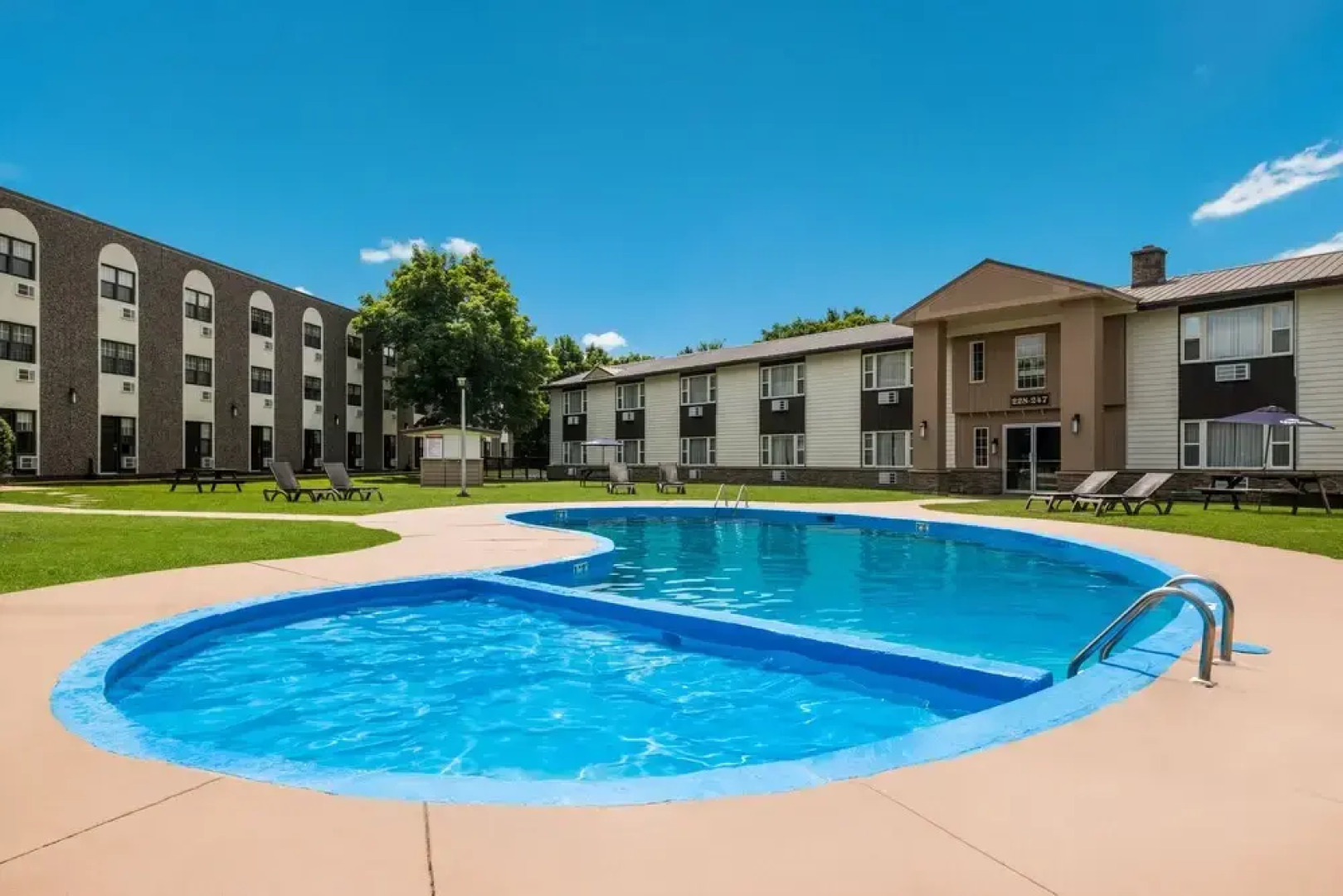 Glengarry Extended Stays