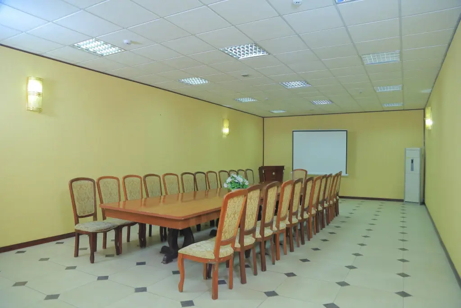 Отель Dangara