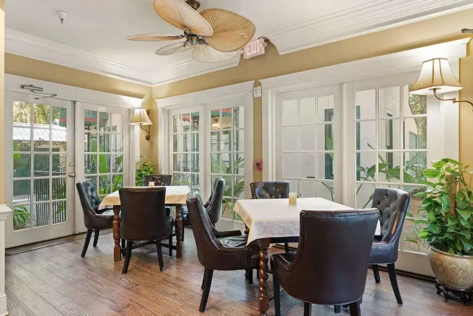 Village Inn and Pub - Adults Only