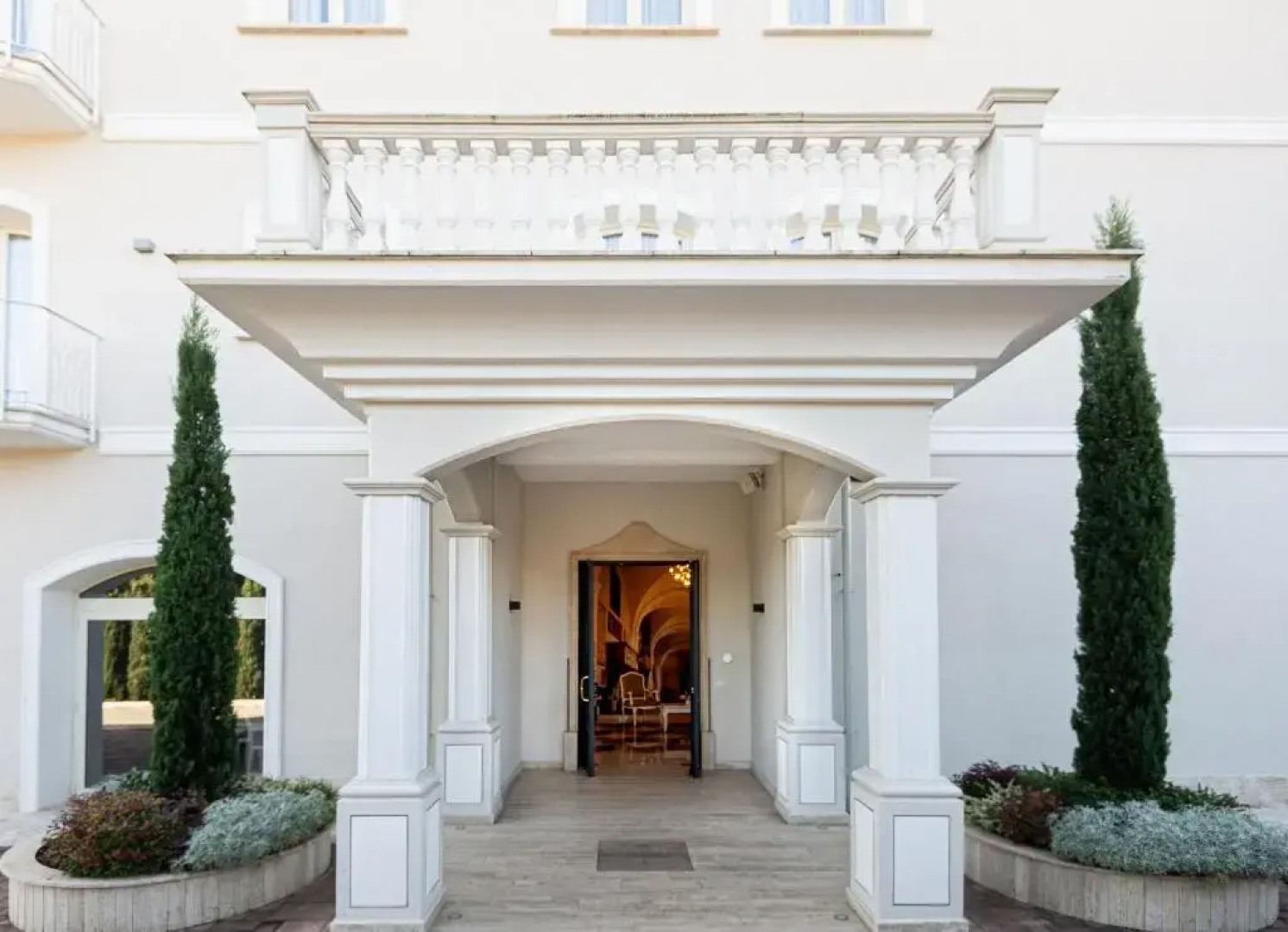 Suites And Apartments Liola'